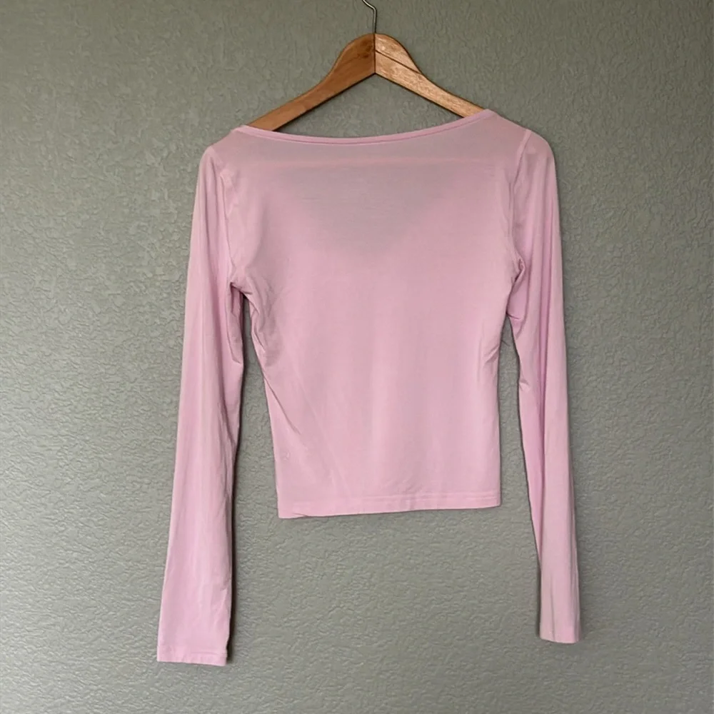 Lululemon pink top - Picture 3 of 5